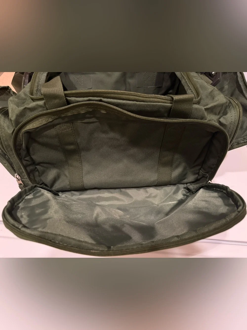 Bass Pro Shops Catch-All Bag 20L NWT Green Travel Utility Duffle